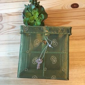 Green Gold Paisley Nylon Container Storage Box Key